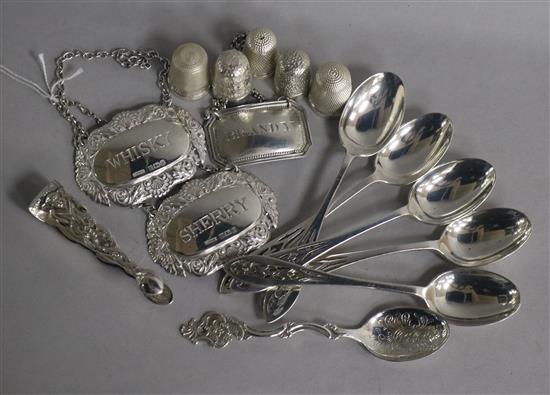 Mixed silver including thimbles, spoons and three wine labels including one Victorian.